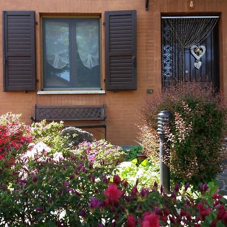 B&B Accanto Al Focolare 2 Удіне Екстер'єр фото