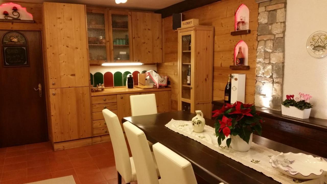 B&B Accanto Al Focolare 2 Удіне Екстер'єр фото