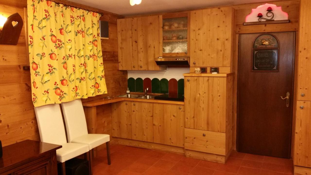 B&B Accanto Al Focolare 2 Удіне Екстер'єр фото