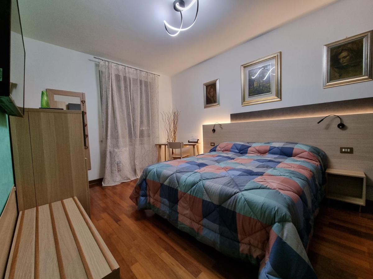 B&B Accanto Al Focolare 2 Удіне Екстер'єр фото